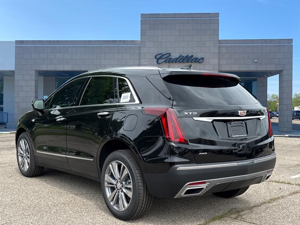 new 2025 Cadillac XT5 car, priced at $49,170