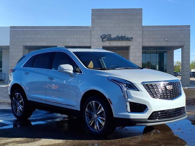 new 2025 Cadillac XT5 car, priced at $49,562