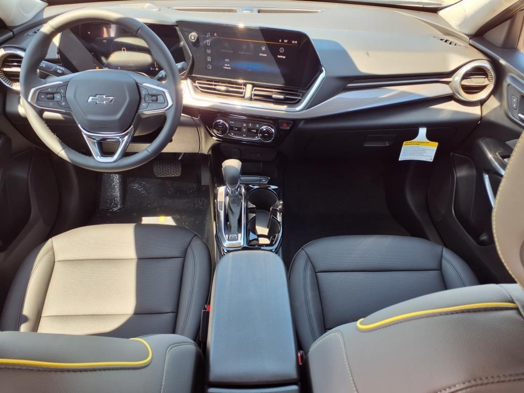 new 2025 Chevrolet Trax car, priced at $25,294