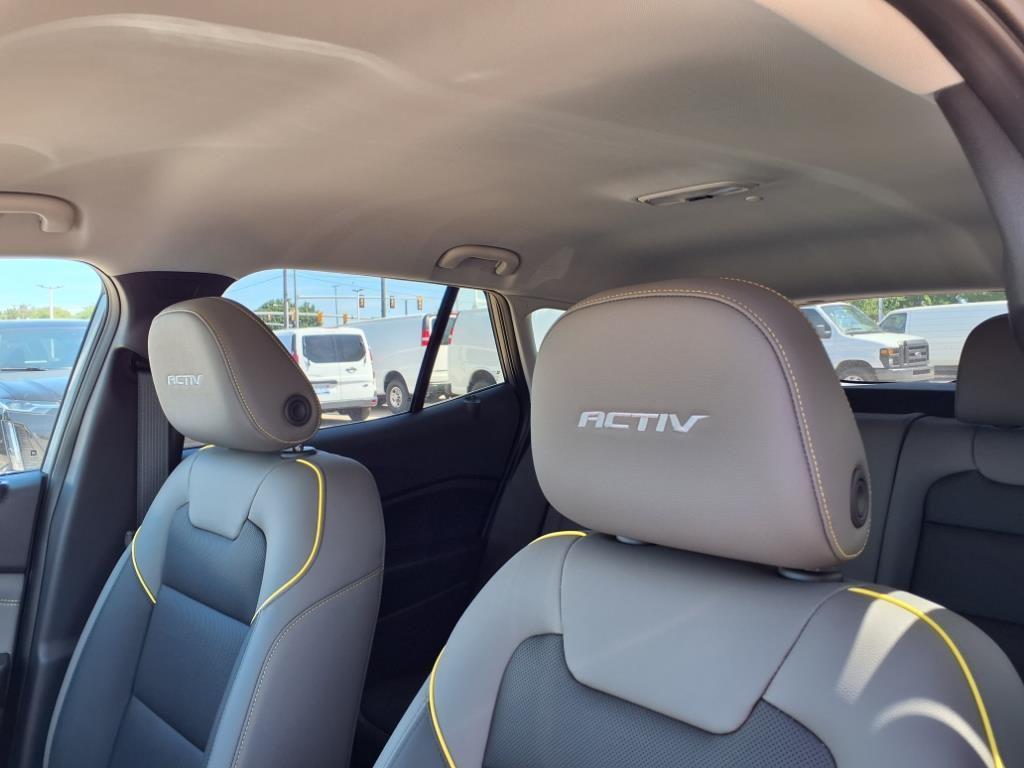 new 2025 Chevrolet Trax car, priced at $25,294