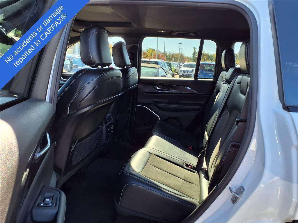 used 2022 Jeep Grand Cherokee car, priced at $20,495