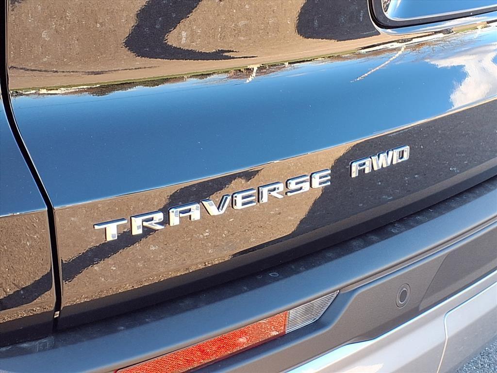 new 2026 Chevrolet Traverse car, priced at $43,966
