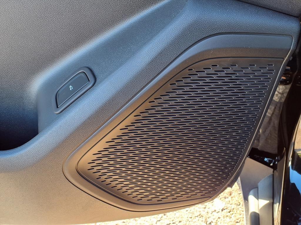 new 2026 Chevrolet Traverse car, priced at $43,966