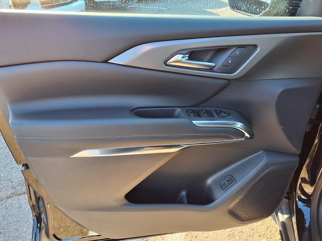 new 2026 Chevrolet Traverse car, priced at $43,966