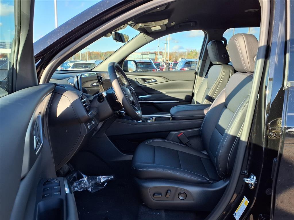 new 2026 Chevrolet Traverse car, priced at $43,966