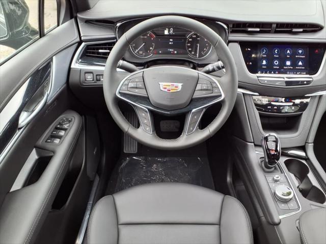 new 2025 Cadillac XT5 car, priced at $49,144