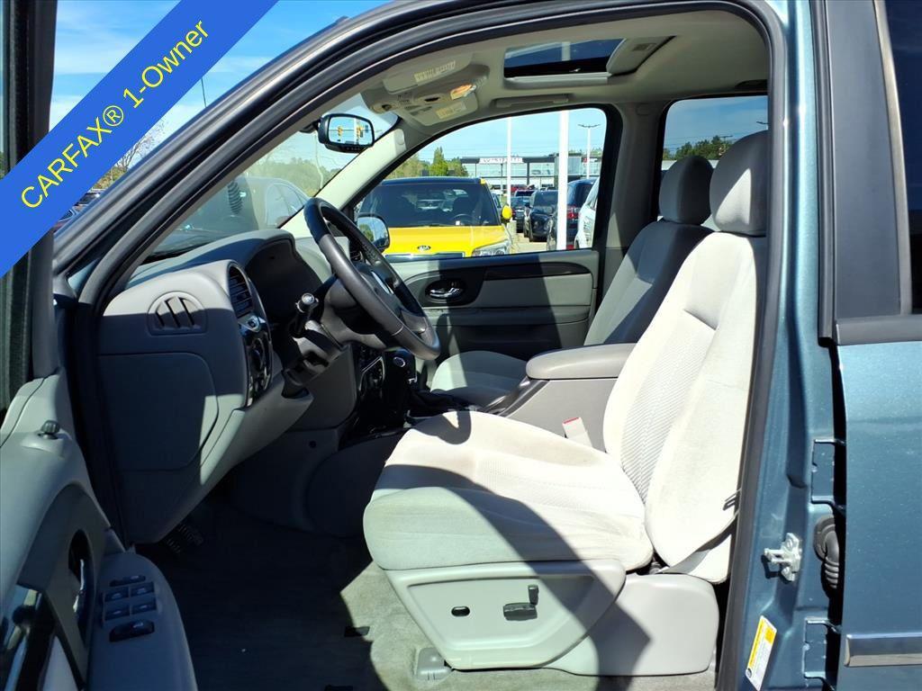 used 2009 GMC Envoy car, priced at $9,995