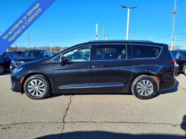 used 2020 Chrysler Pacifica car, priced at $25,495