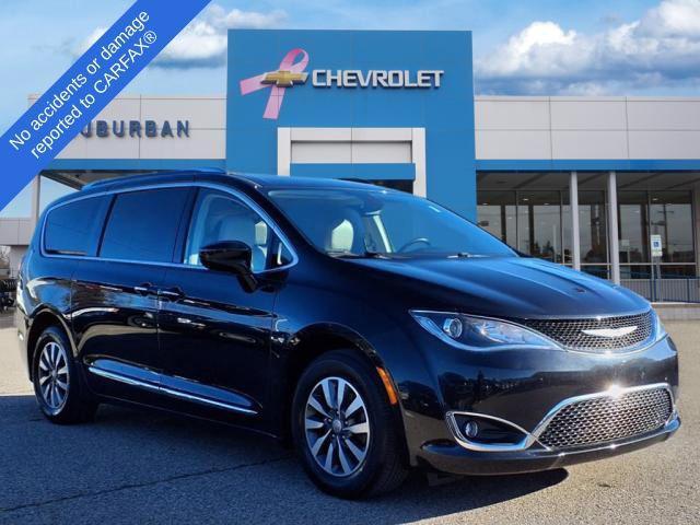 used 2020 Chrysler Pacifica car, priced at $25,495