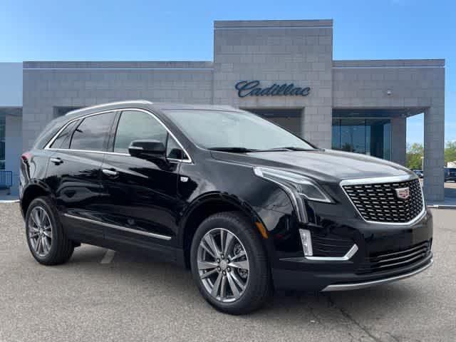 new 2025 Cadillac XT5 car, priced at $49,702