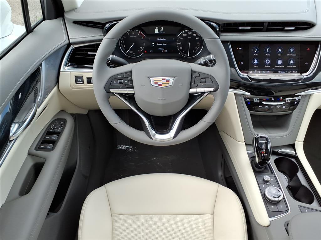 new 2025 Cadillac XT6 car, priced at $54,005