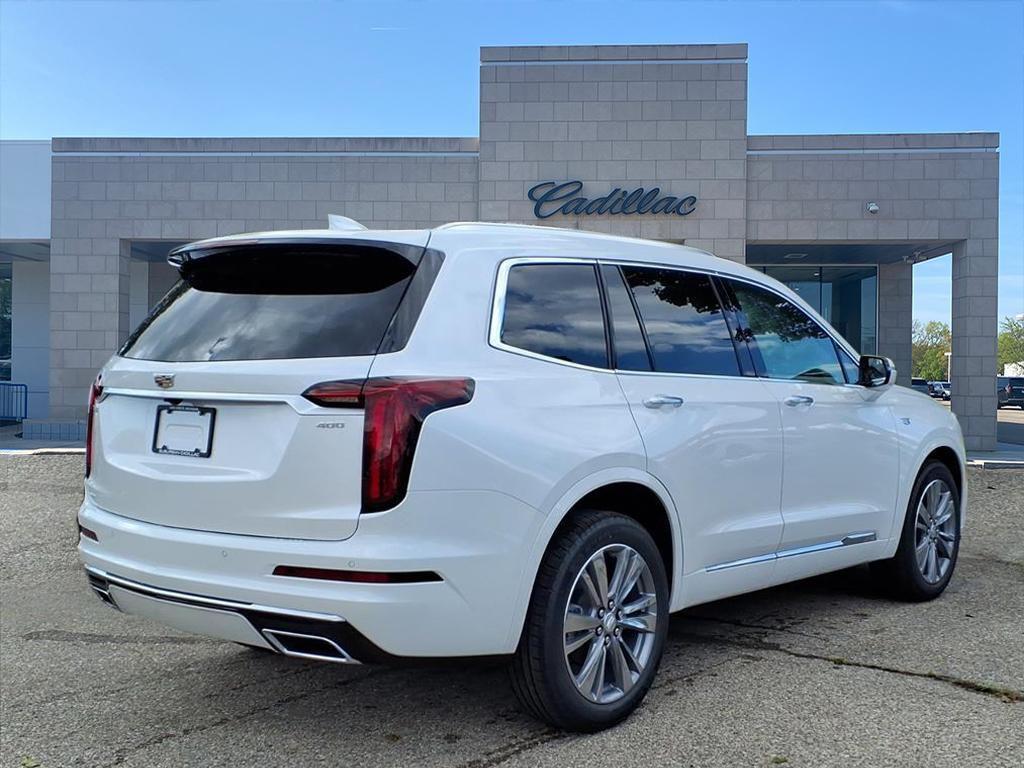 new 2025 Cadillac XT6 car, priced at $54,005