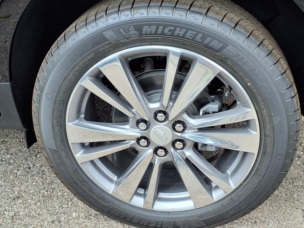 new 2025 Cadillac XT5 car, priced at $49,170