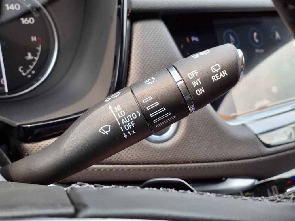 new 2025 Cadillac XT5 car, priced at $49,170