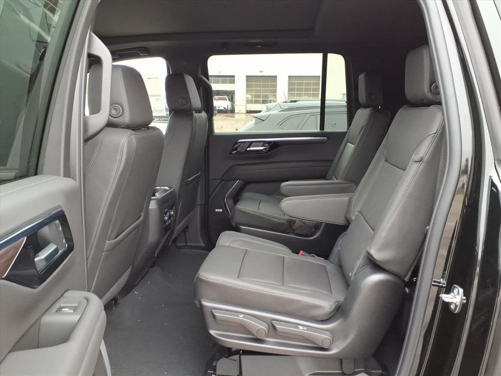 new 2026 Chevrolet Suburban car, priced at $73,682