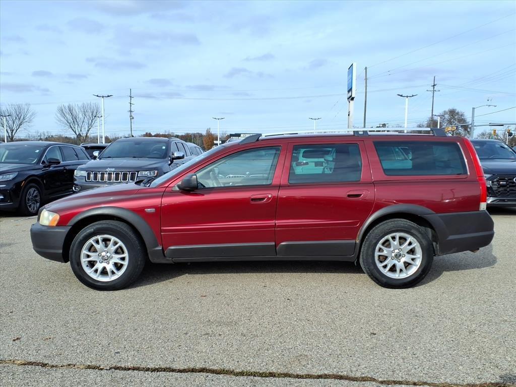 used 2006 Volvo XC70 car, priced at $2,990