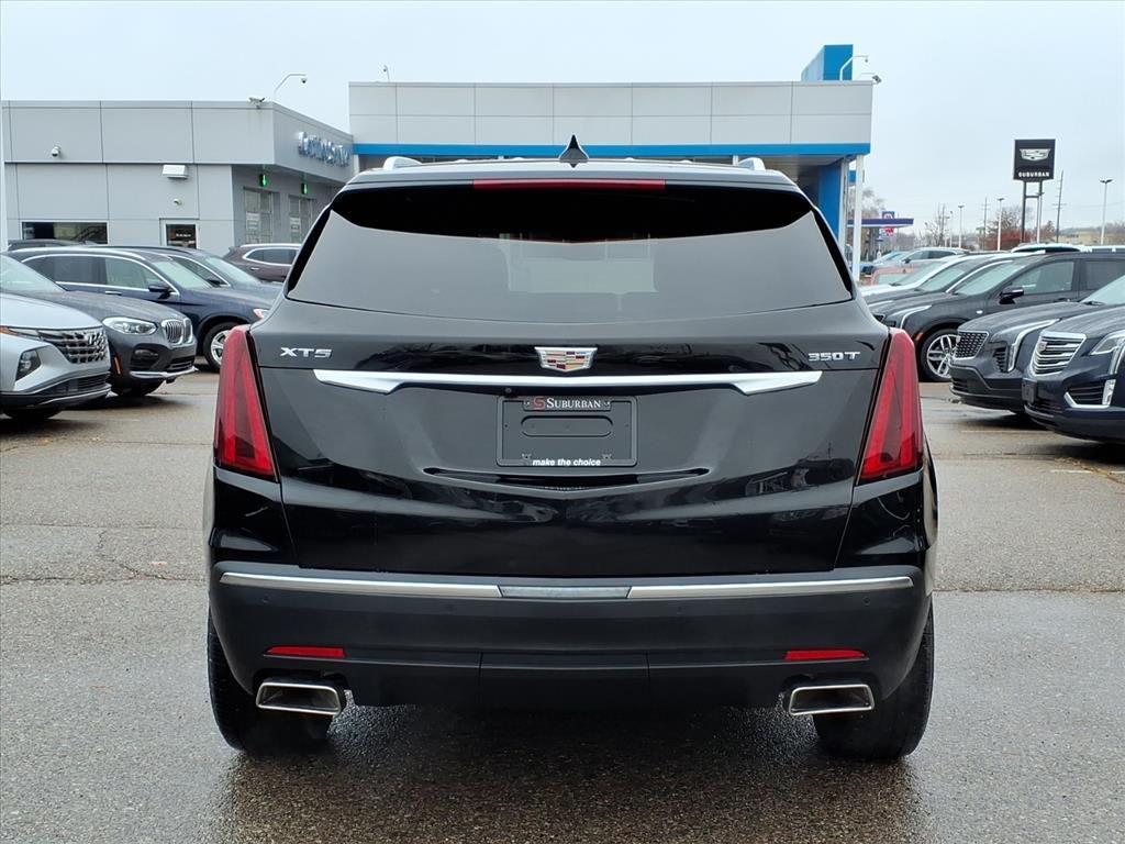 used 2022 Cadillac XT5 car, priced at $25,995