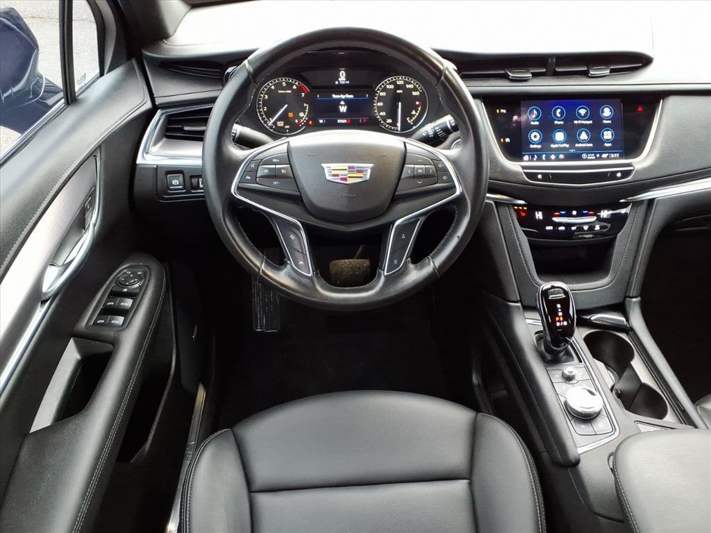 used 2022 Cadillac XT5 car, priced at $25,995