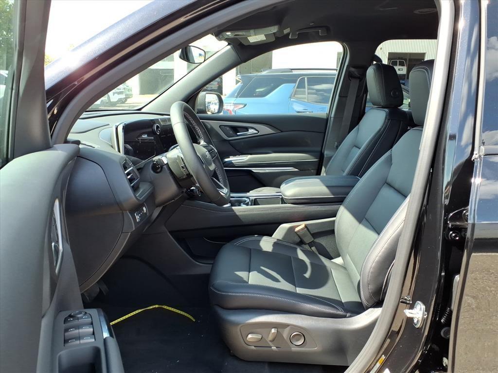 new 2026 Chevrolet Traverse car, priced at $44,634