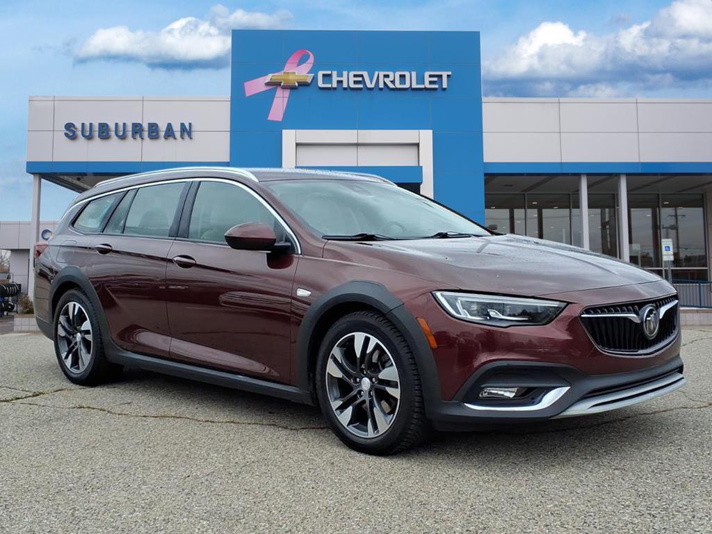 used 2018 Buick Regal TourX car, priced at $13,495