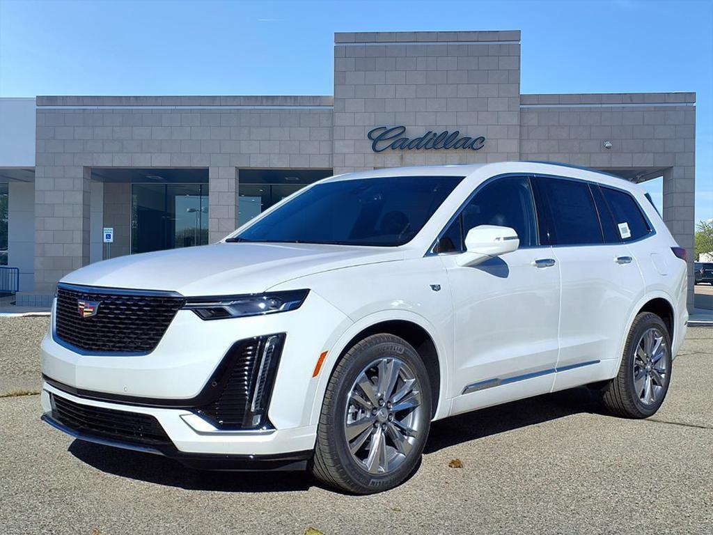 new 2025 Cadillac XT6 car, priced at $54,005
