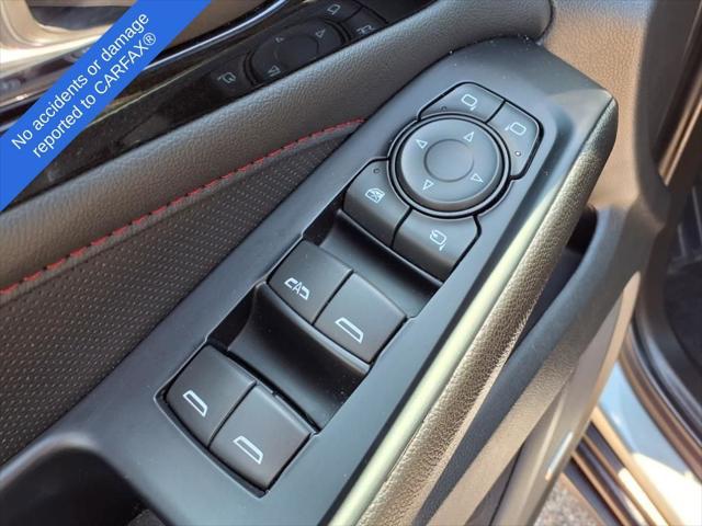 used 2023 Chevrolet Traverse car, priced at $38,995