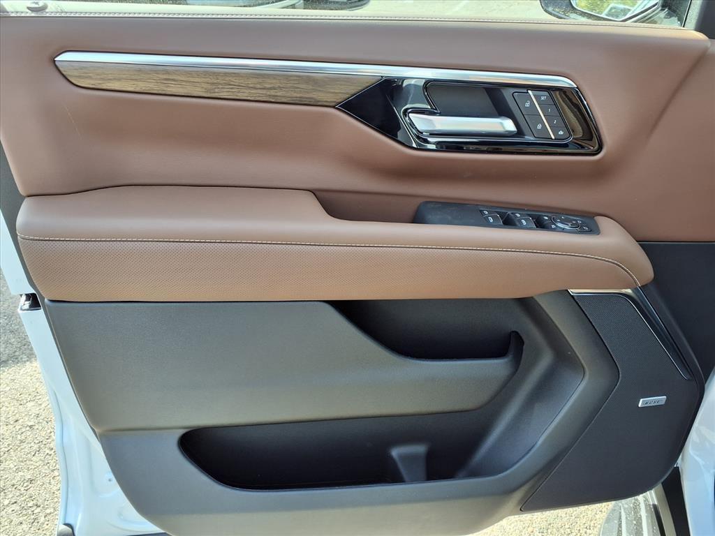 new 2026 Chevrolet Suburban car, priced at $84,575