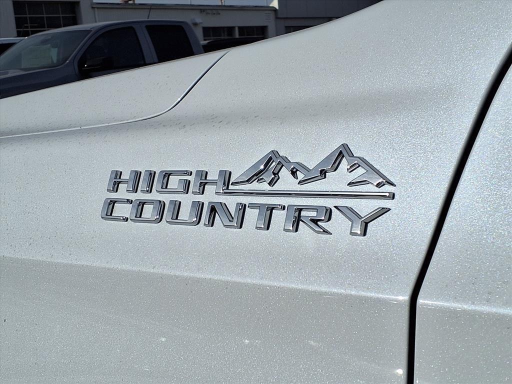 new 2026 Chevrolet Suburban car, priced at $84,575