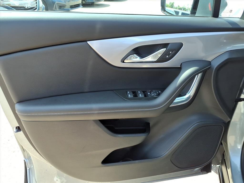 used 2025 Chevrolet Blazer car, priced at $31,995
