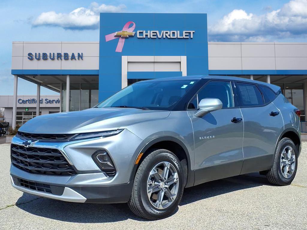 used 2025 Chevrolet Blazer car, priced at $31,995