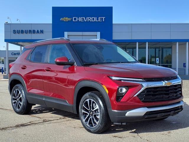 new 2025 Chevrolet TrailBlazer car, priced at $27,017