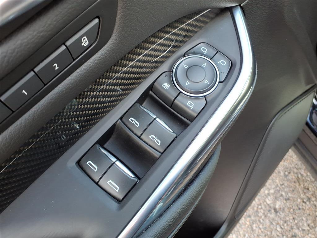 used 2023 Cadillac XT4 car, priced at $28,495