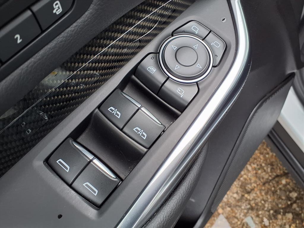 used 2022 Cadillac XT4 car, priced at $27,495