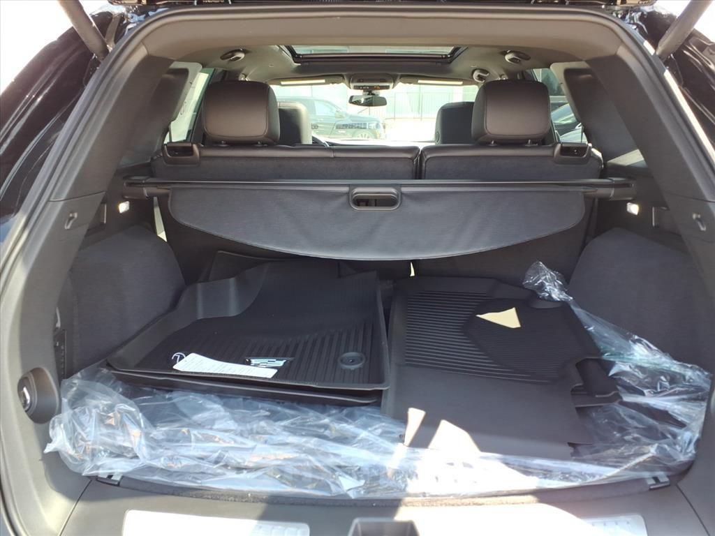 new 2025 Cadillac XT5 car, priced at $50,034