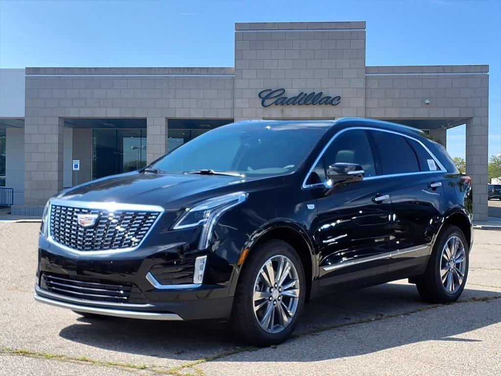 new 2025 Cadillac XT5 car, priced at $50,034