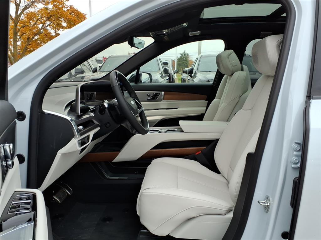 new 2026 Cadillac VISTIQ car, priced at $82,010