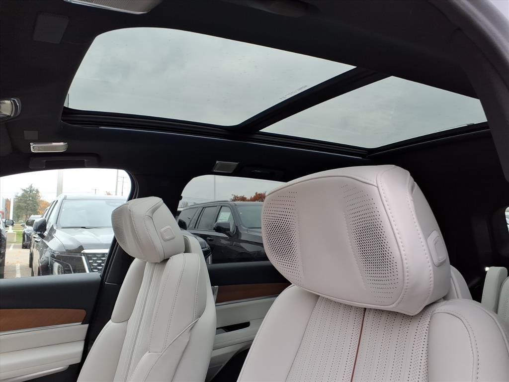 new 2026 Cadillac VISTIQ car, priced at $82,010