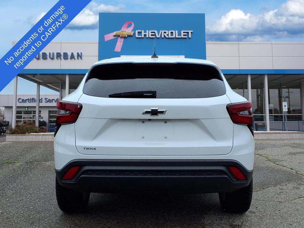 used 2024 Chevrolet Trax car, priced at $20,495