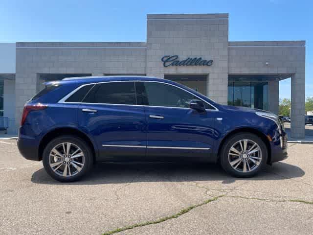 new 2024 Cadillac XT5 car, priced at $48,678