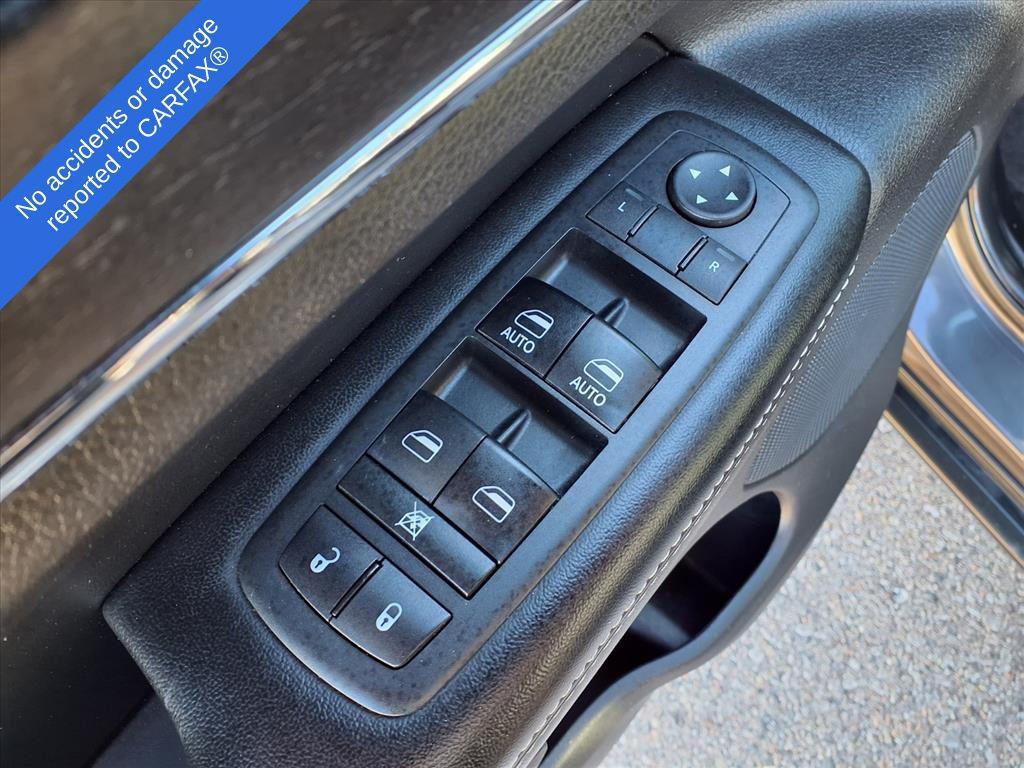 used 2017 Jeep Grand Cherokee car, priced at $12,495