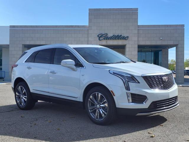 new 2025 Cadillac XT5 car, priced at $50,427