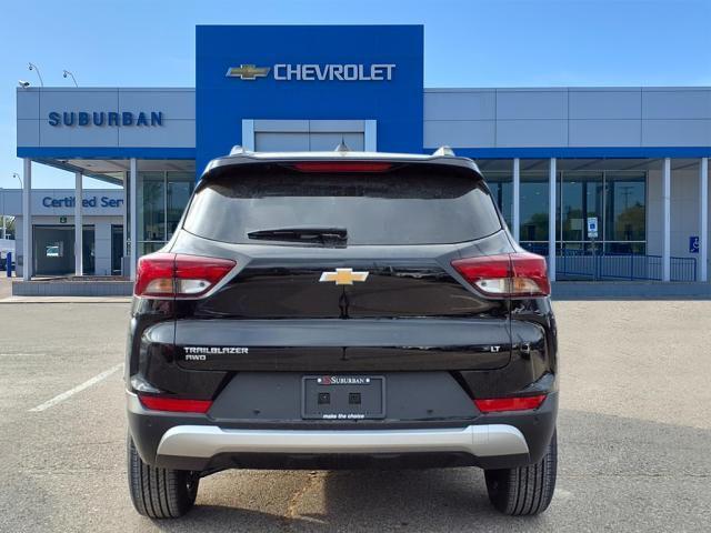 new 2025 Chevrolet TrailBlazer car, priced at $27,017