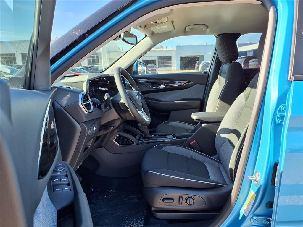 new 2026 Chevrolet TrailBlazer car, priced at $27,939