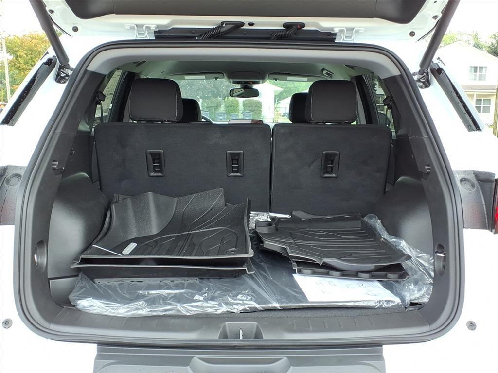 new 2025 Chevrolet Blazer car, priced at $35,980