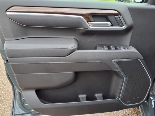 new 2025 Chevrolet Silverado 1500 car, priced at $48,405