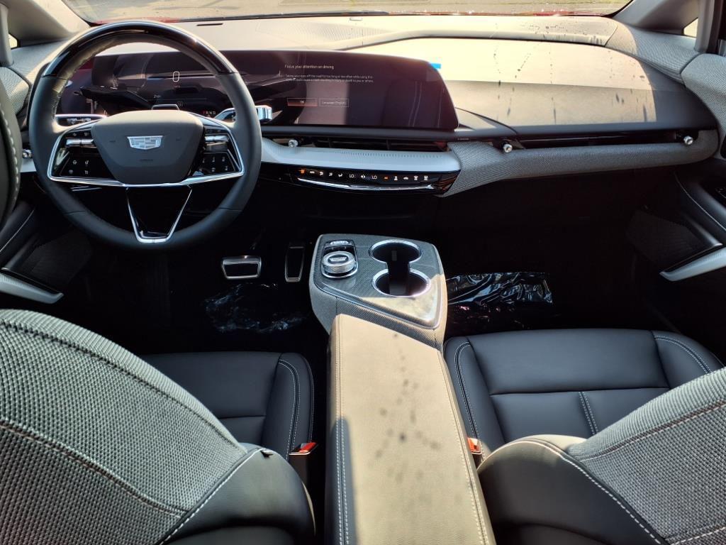 new 2025 Cadillac OPTIQ car, priced at $56,215