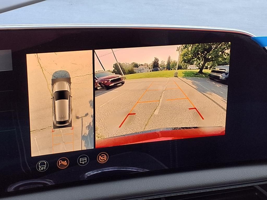 new 2025 Cadillac OPTIQ car, priced at $56,215