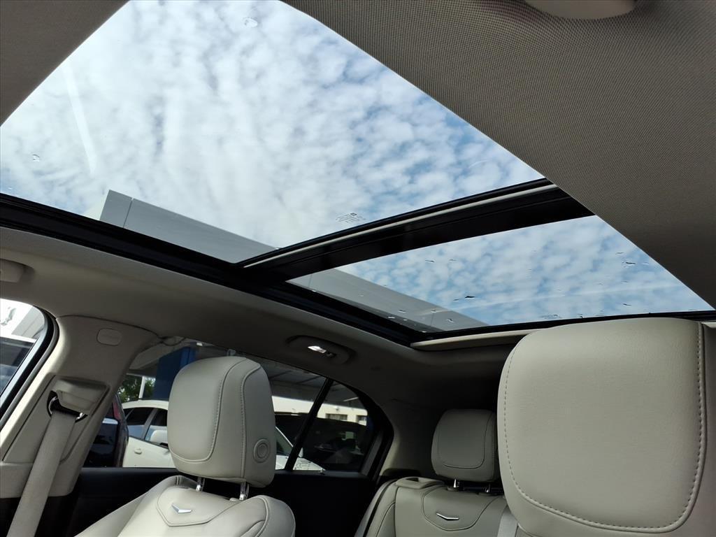 used 2022 Cadillac XT4 car, priced at $25,495