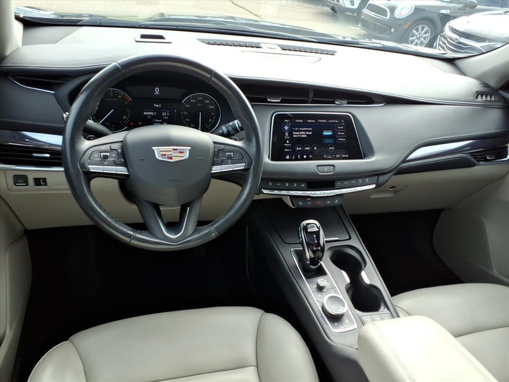 used 2022 Cadillac XT4 car, priced at $25,495