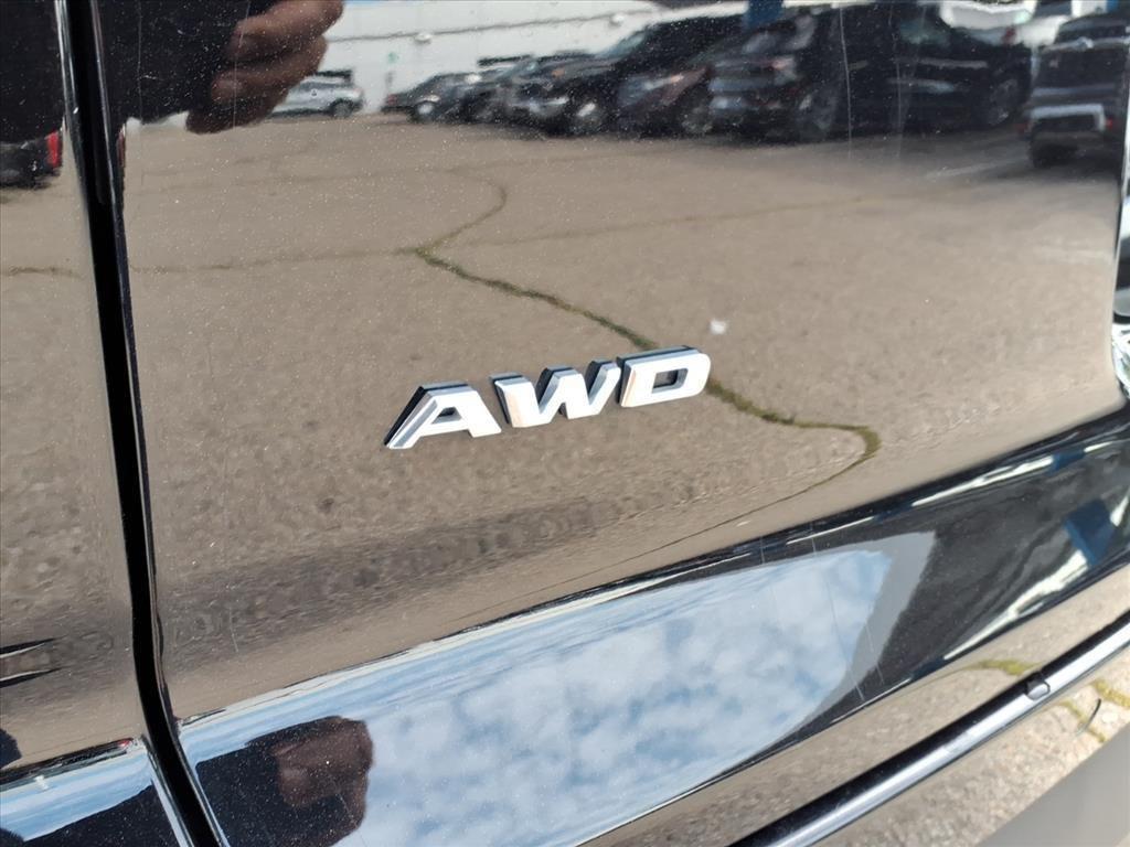 used 2022 Cadillac XT4 car, priced at $25,495